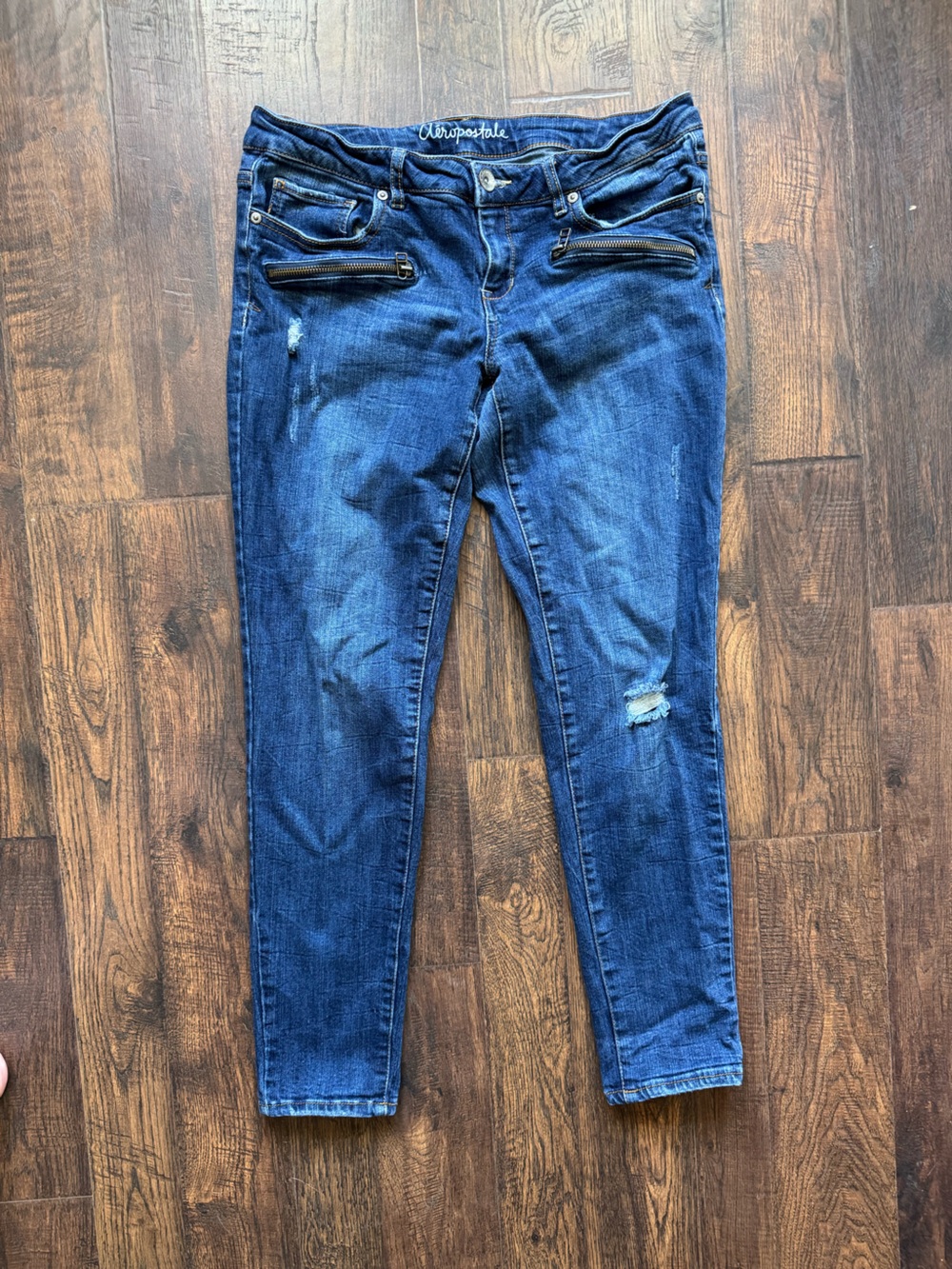 Aeropostale Women’s Low Rise Dark Blue Skinny Jeans with Zipper Detail